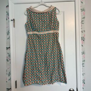 EUC Heartbreaker Geometric Patterned Sleeveless Dress